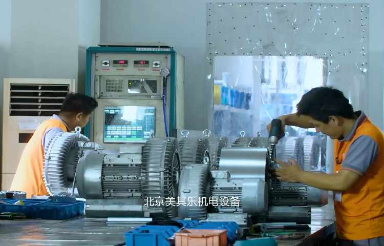 漩涡风机出风口热怎么办